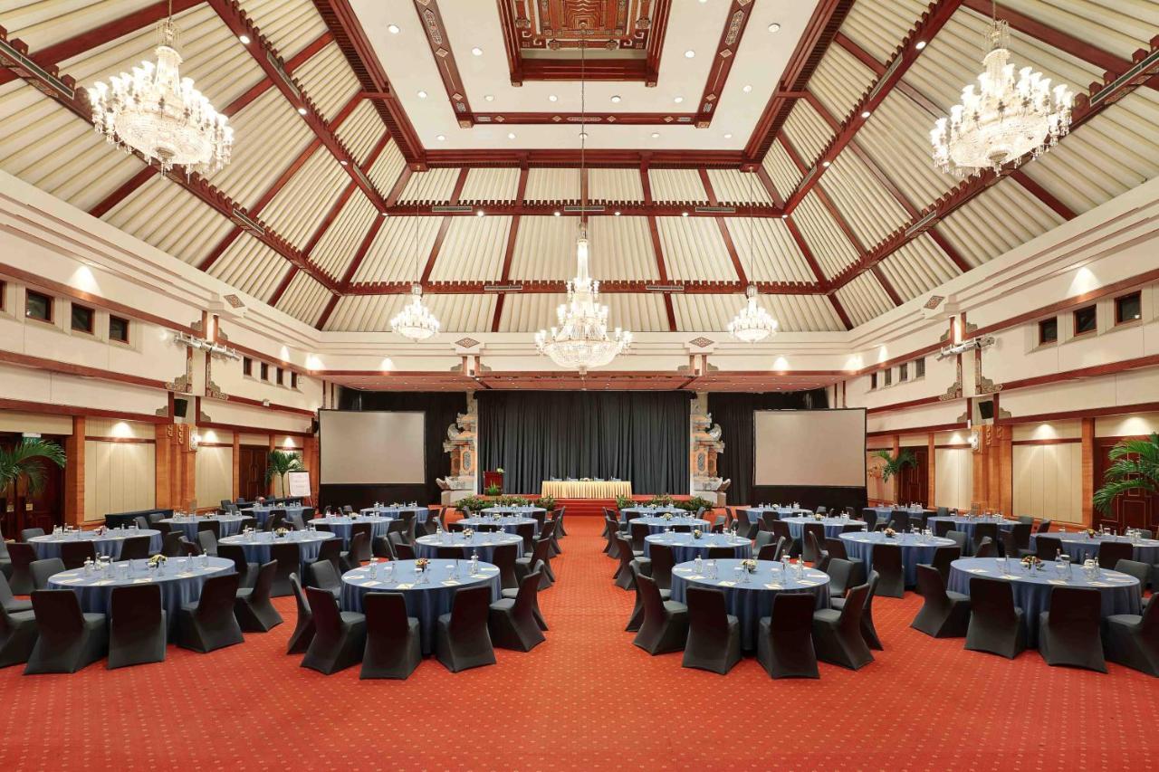 Discovery Kartika Plaza Hotel Kuta Lombok Exterior foto The Grand Ballroom