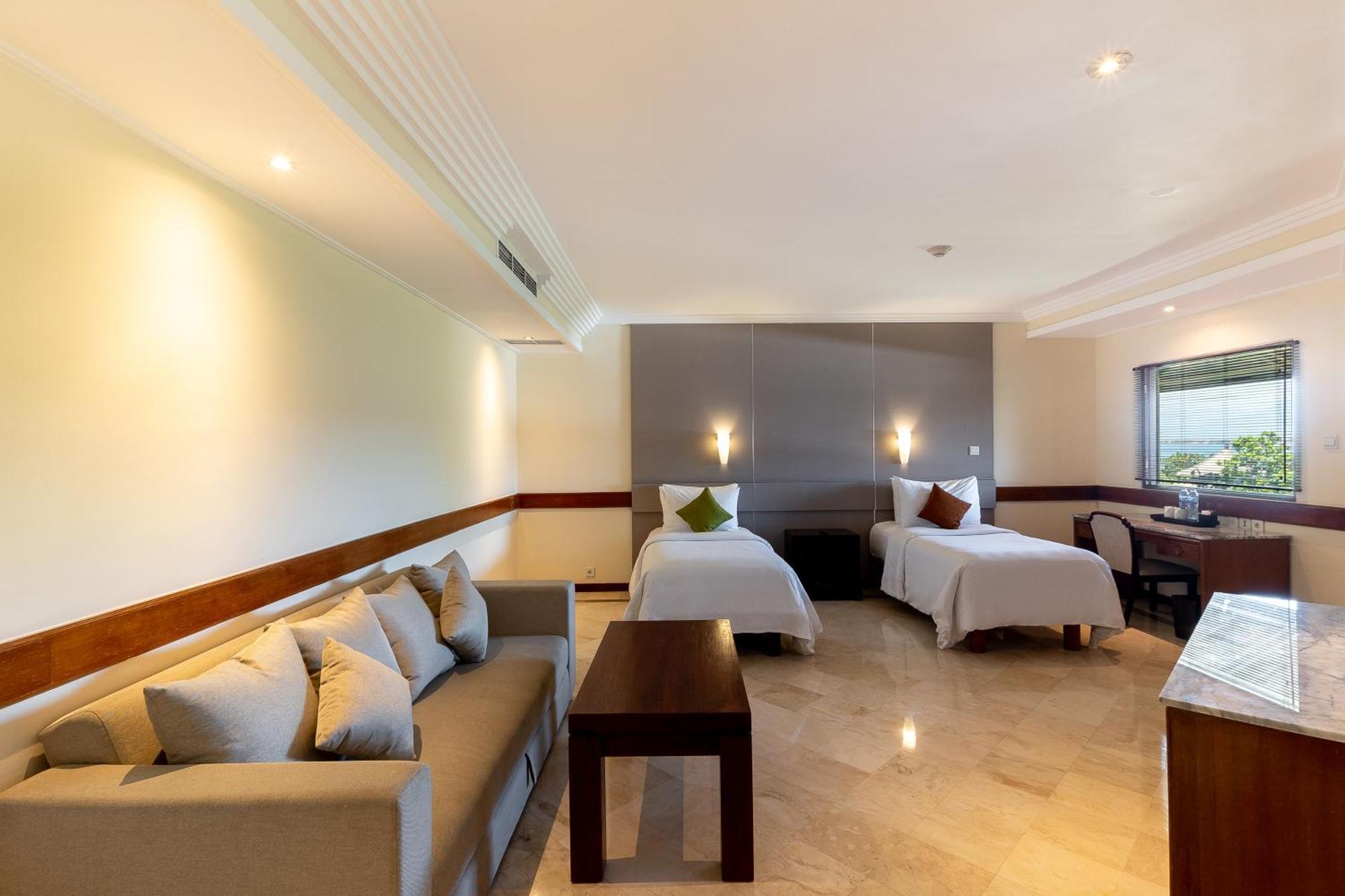 Discovery Kartika Plaza Hotel Kuta Lombok Exterior foto Junior Suite
