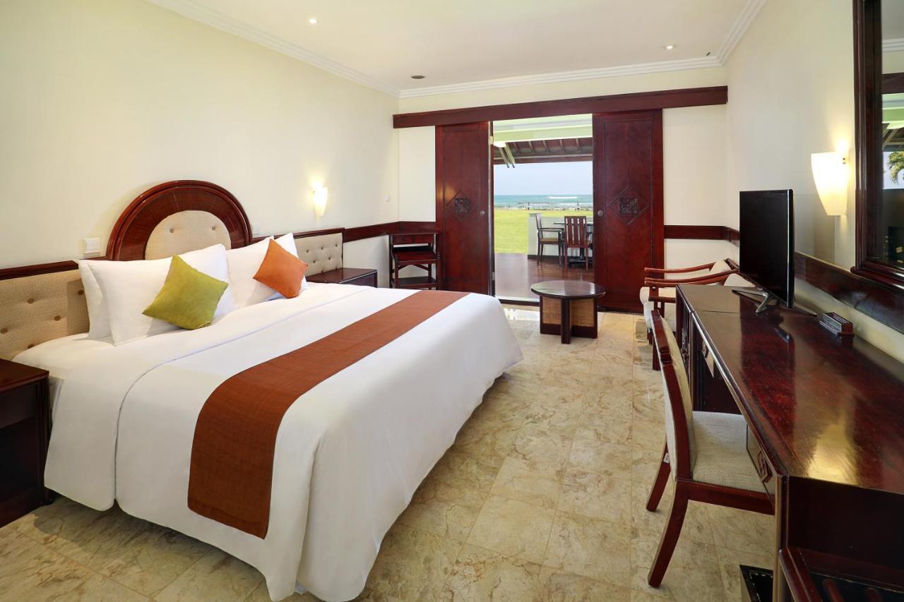 Discovery Kartika Plaza Hotel Kuta Lombok Exterior foto